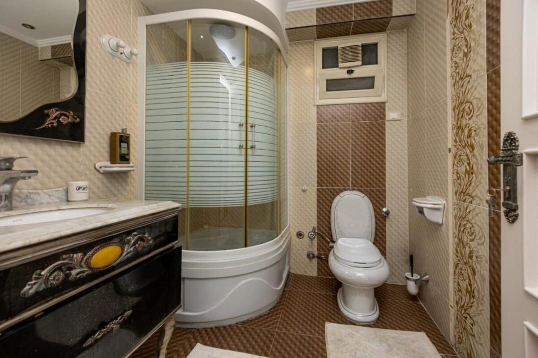 Photo of Bathroom in Bab Sharqi