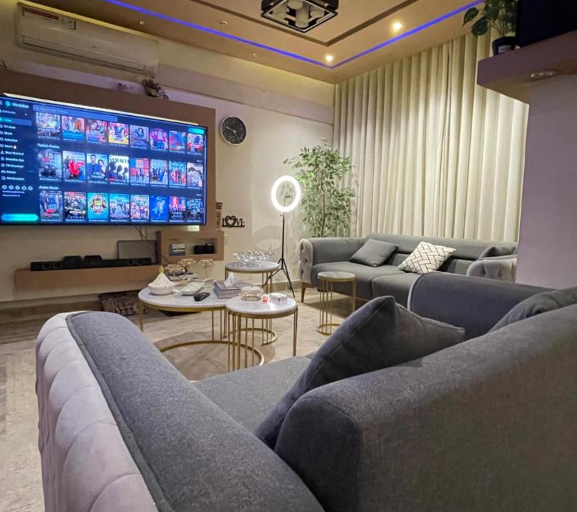 Photo of Livingroom in Pyramids Gardens