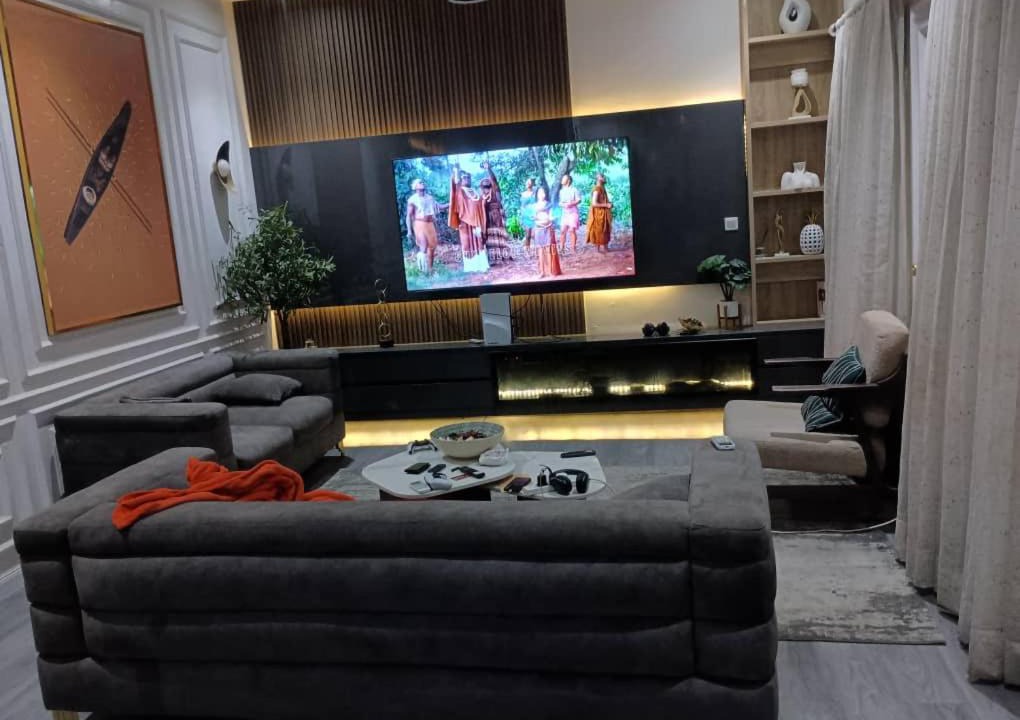 Photo of Livingroom in Ofin