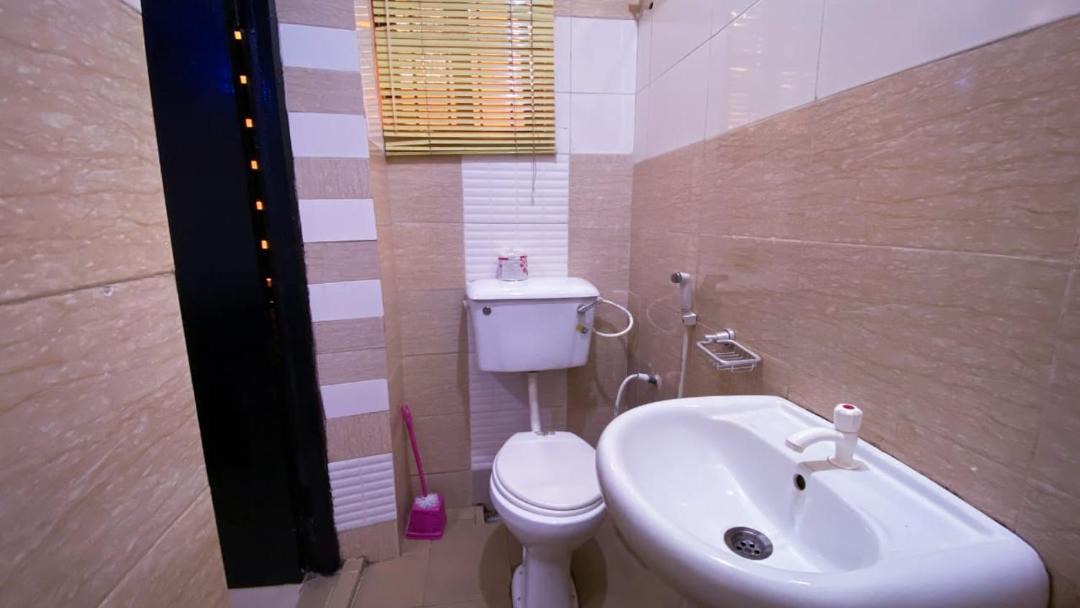 Photo of Bathroom in Ojo