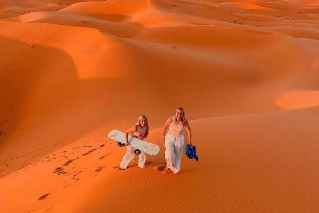 Photo of Human In Picture in Taouz