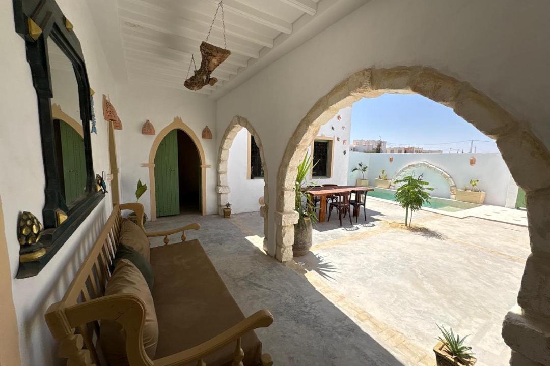 Photo of Patio Balcony in Erriadh