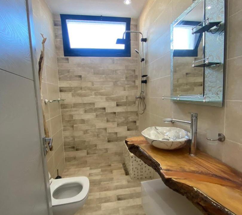 Photo of Bathroom in Cite Rmel