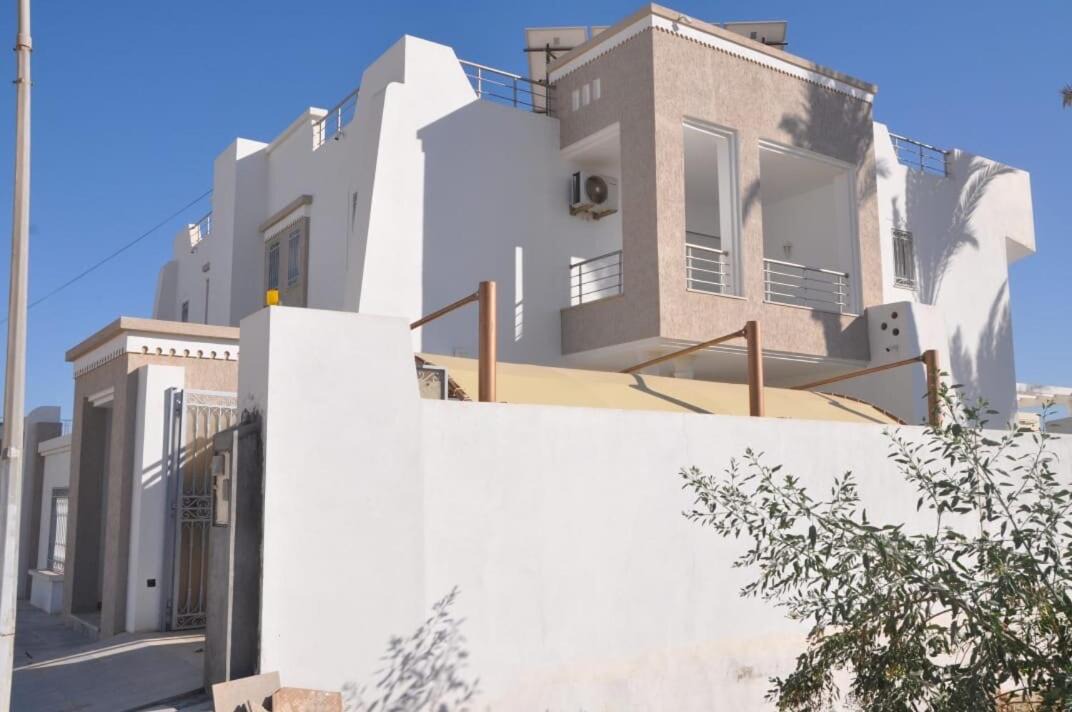 Photo of Others in Djerba Midun