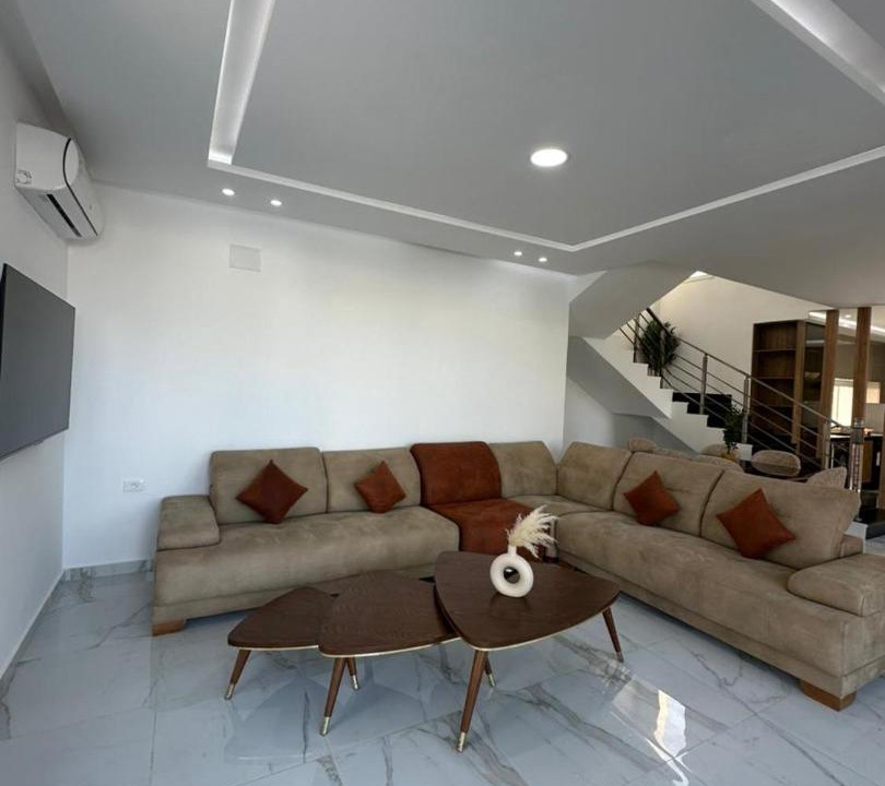 Photo of Livingroom in Aghir