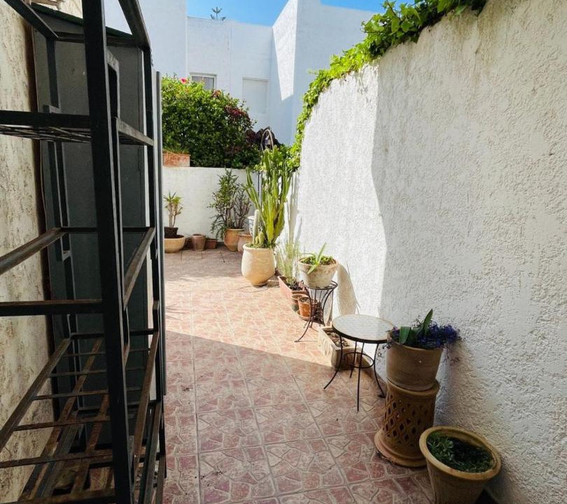 Photo of Patio Balcony in Oulad Khallouf