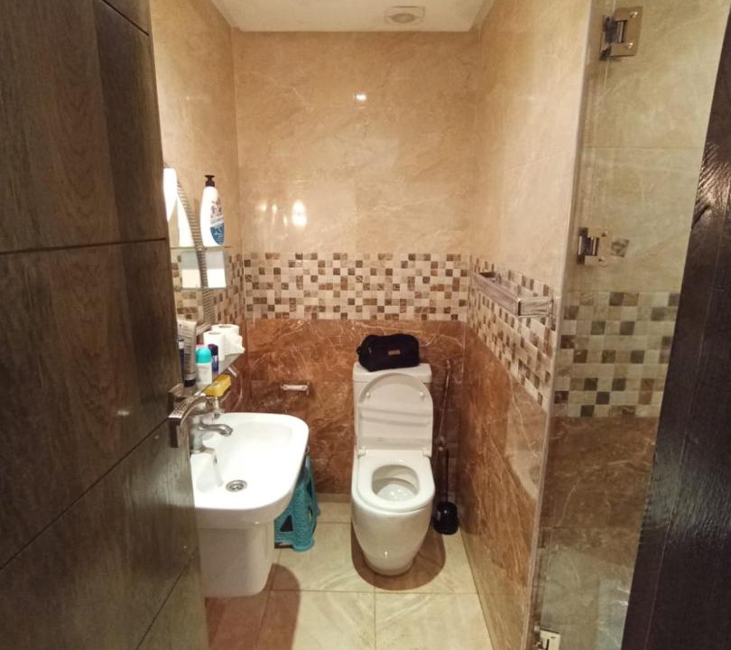Photo of Bathroom in Marina