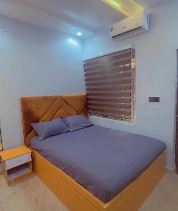 Photo of Bedroom in Arigbajo