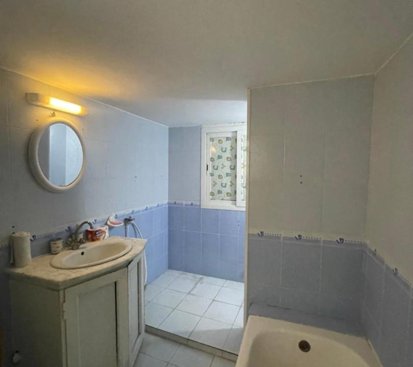 Photo of Bathroom in Douar Hicher