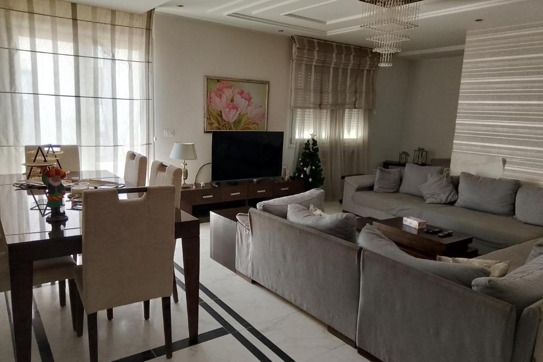 Photo of Livingroom in Western Khezama