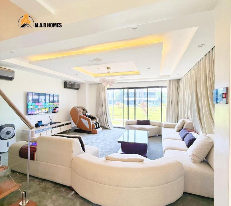 Photo of Livingroom in Lekki