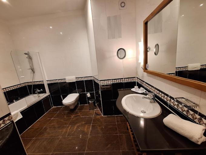 Photo of Bathroom in Annaba
