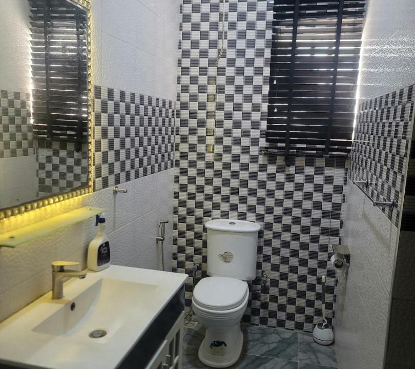 Photo of Bathroom in Magboro