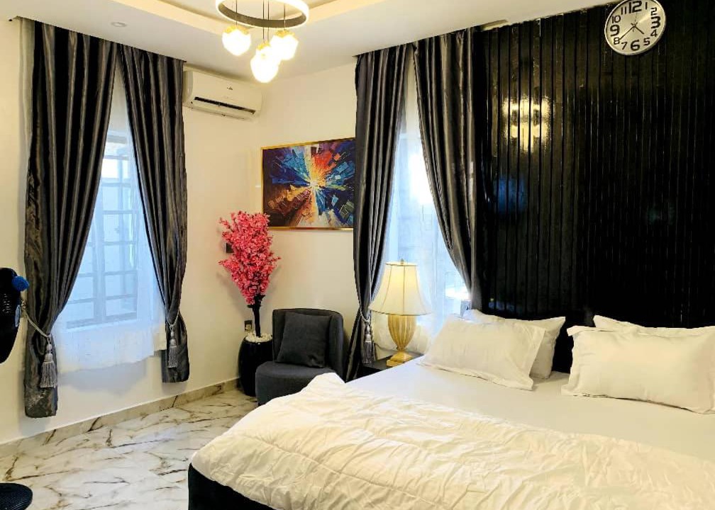 Photo of Bedroom in Orimedu