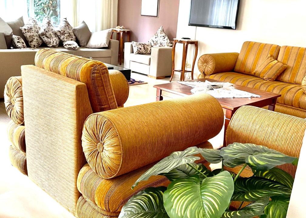 Photo of Livingroom in Ennasr
