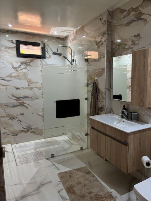 Photo of Bathroom in Menara