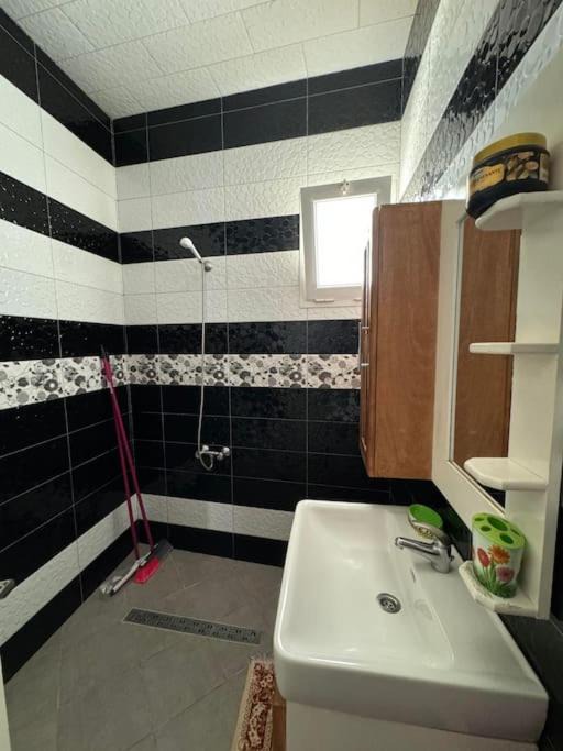 Photo of Bathroom in Kelibia