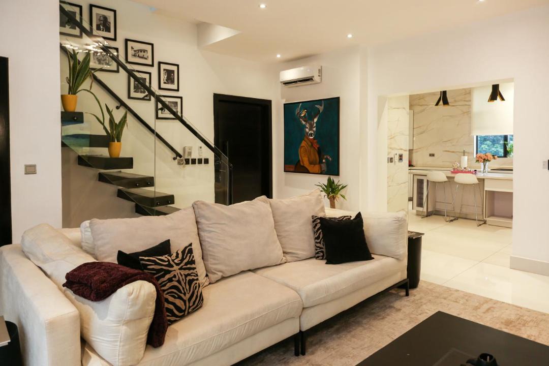 Photo of Livingroom in Ikoyi