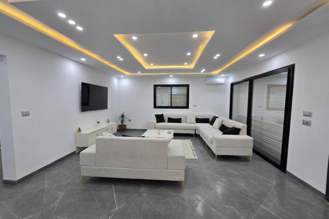 Photo of Livingroom in Aghir
