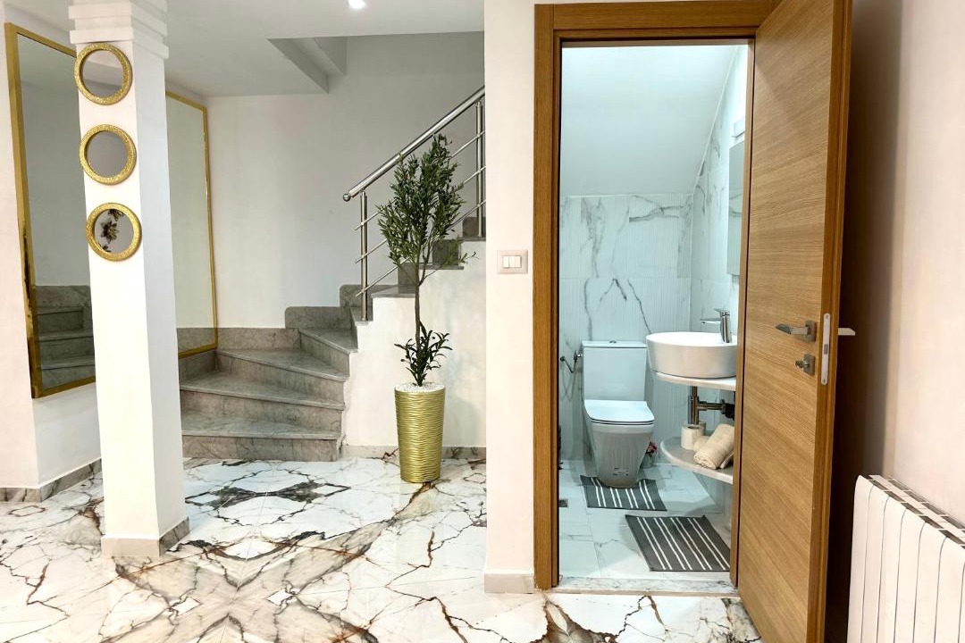Photo of Bathroom in Carthage