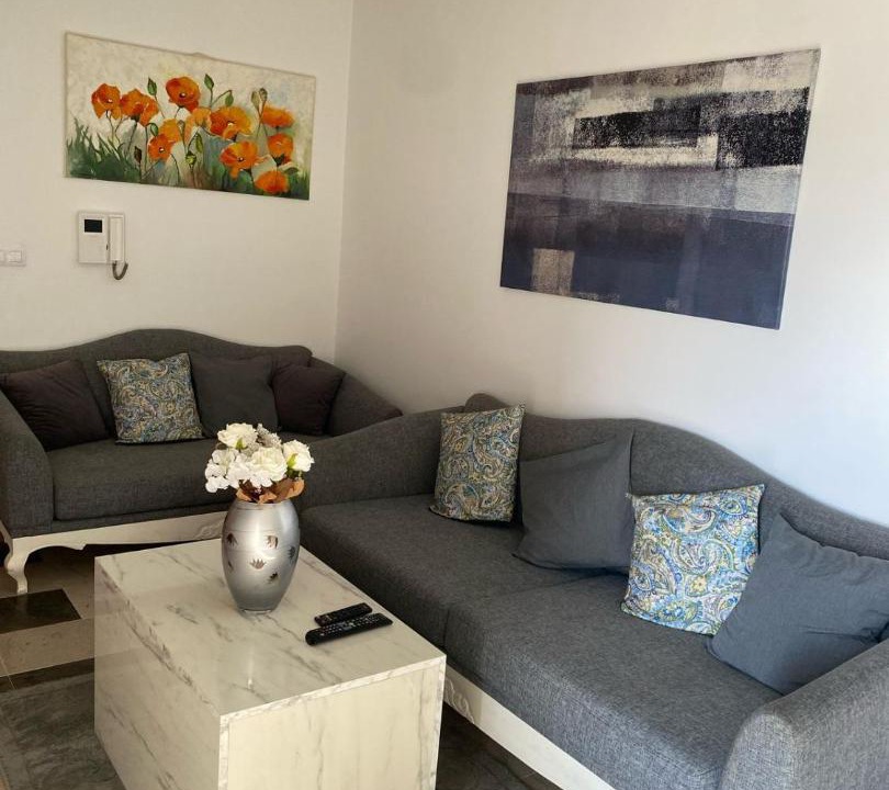 Photo of Livingroom in Western Khezama