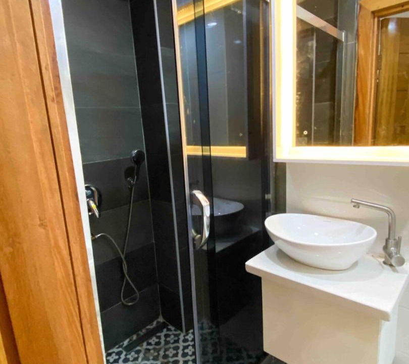 Photo of Bathroom in Ikoyi