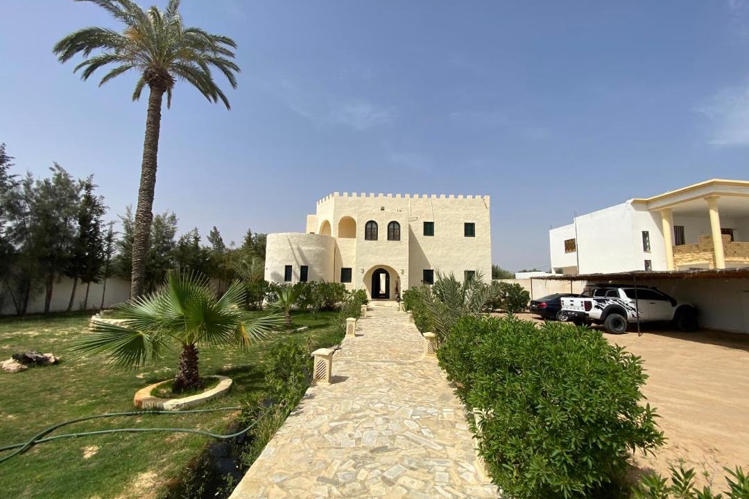 Photo of Others in Erriadh