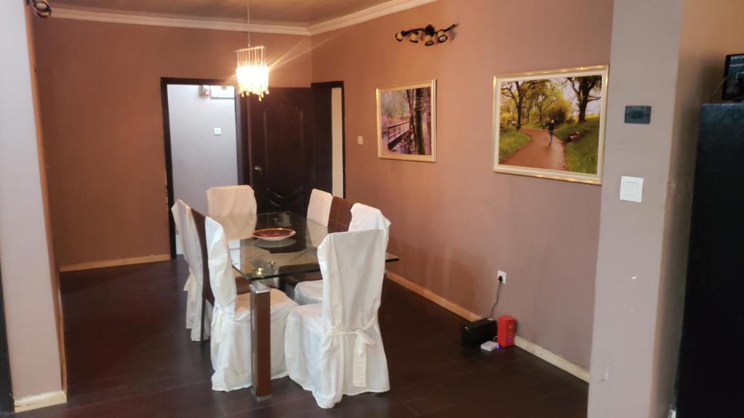 Photo of Livingroom in Sagamu