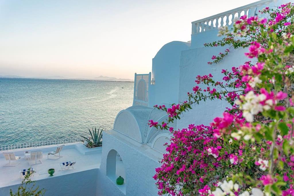 Photo of Patio Balcony in Medina Mediterrane