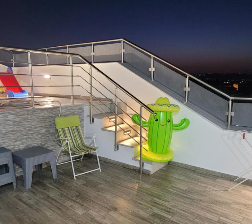 Photo of Patio Balcony in Ras Jebel