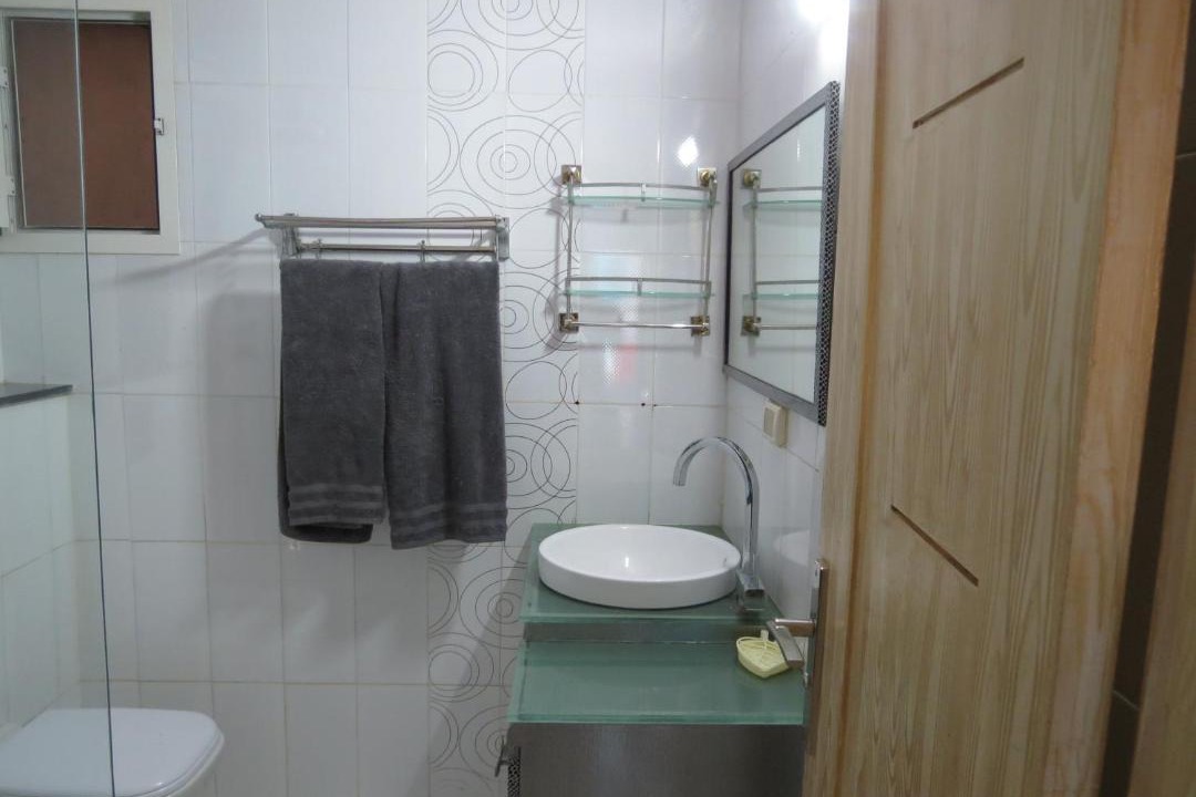 Photo of Bathroom in Sqanes