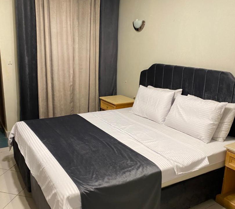 Photo of Bedroom in El Hadaba