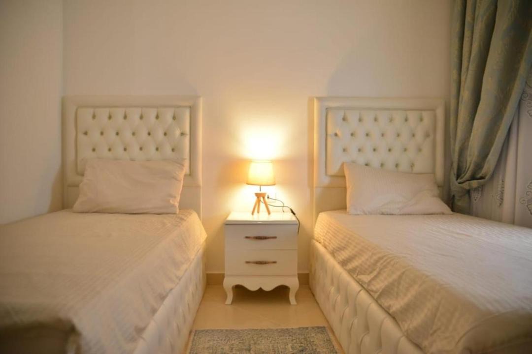 Photo of Bedroom in Ras Nasrani
