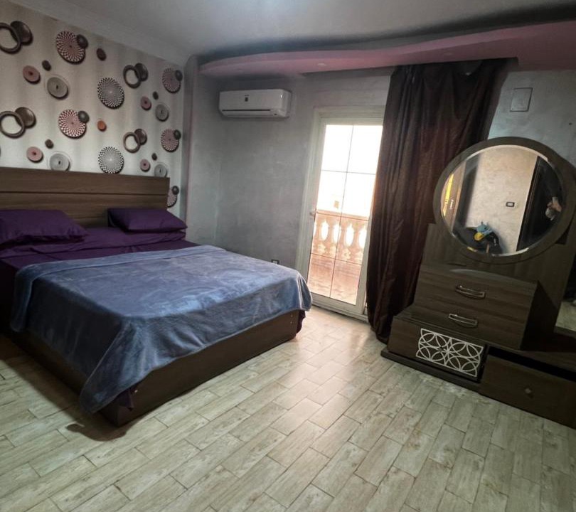 Photo of Bedroom in Pyramids Gardens