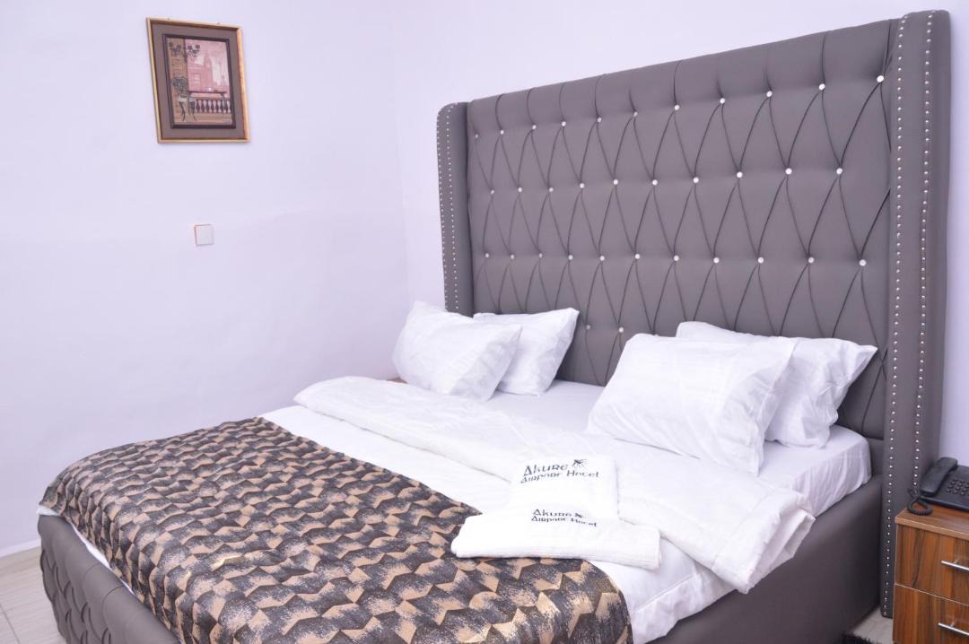 Photo of Bedroom in Oba Ile