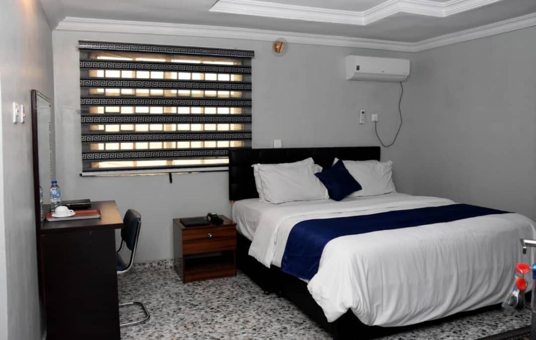Photo of Bedroom in Epetu