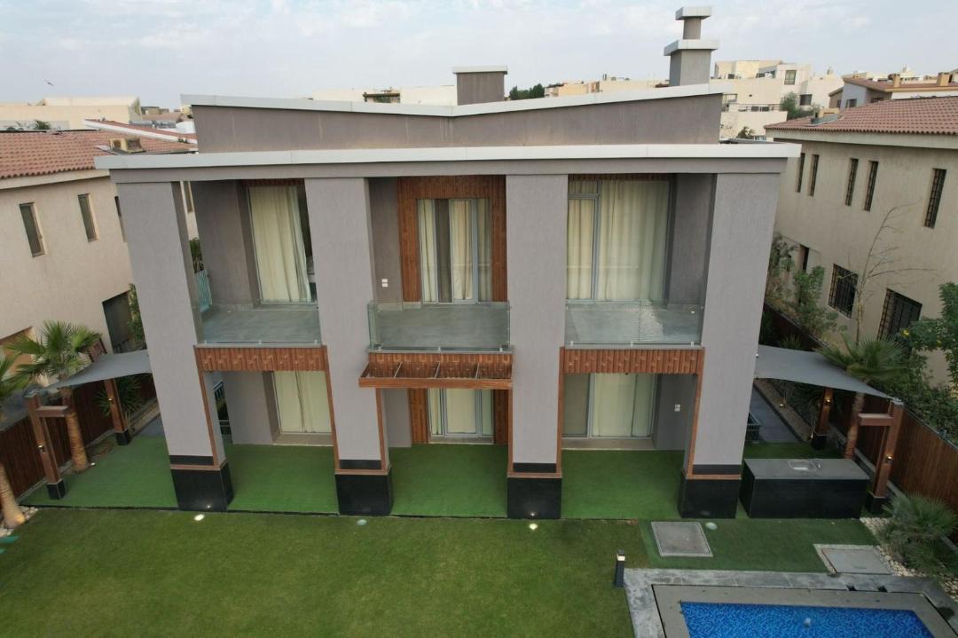 Photo of Buildings in Sheikh Zayed City