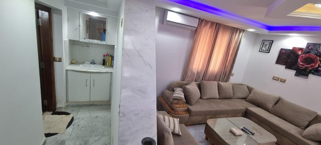 Photo of Livingroom in Ariana