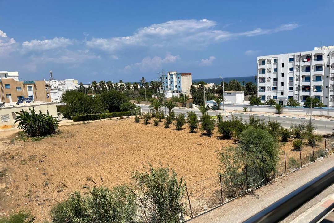 Photo of Buildings in Eastern Khezama