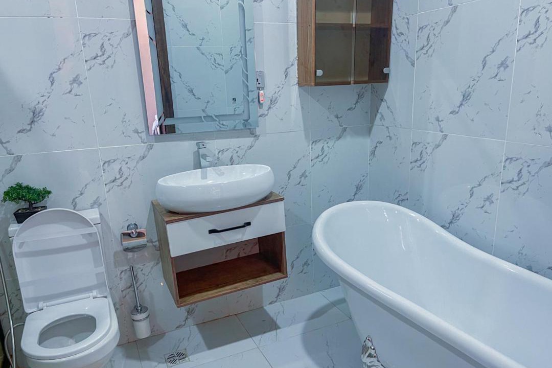 Photo of Bathroom in Ofin