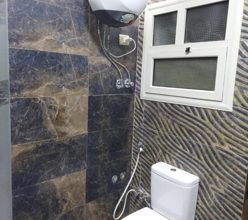 Photo of Bathroom in Pyramids Gardens