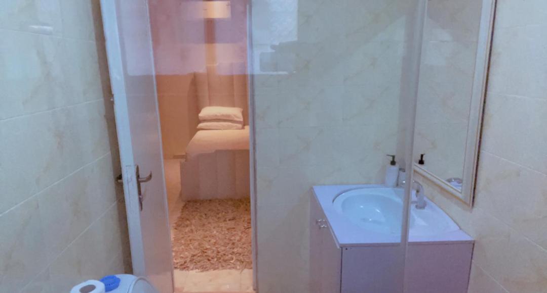 Photo of Bathroom in Ofin