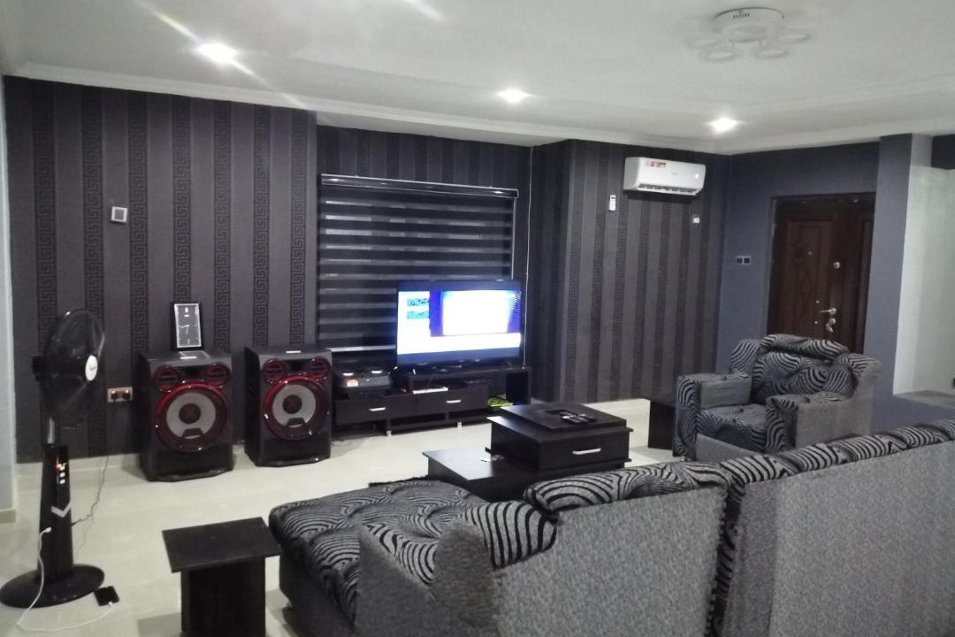 Photo of Livingroom in Sagamu