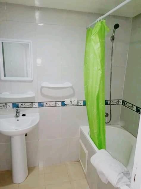 Photo of Bathroom in Hivernage