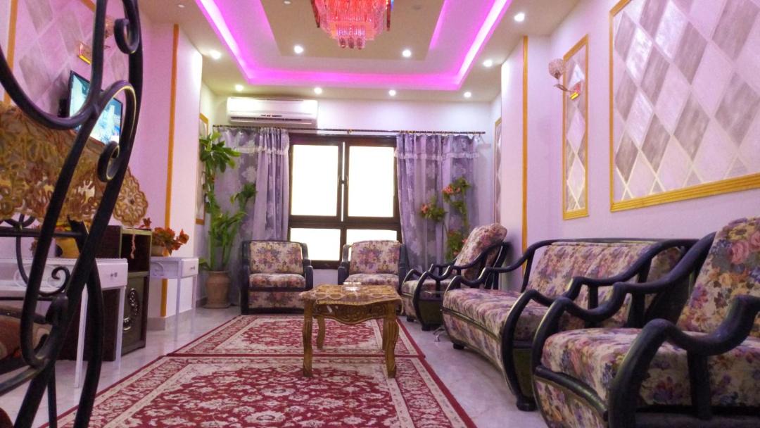 Photo of Livingroom in Pyramids Gardens