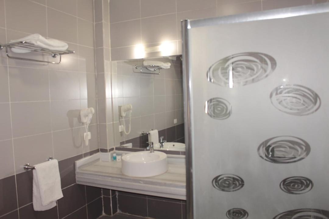 Photo of Bathroom in Al Duqqi