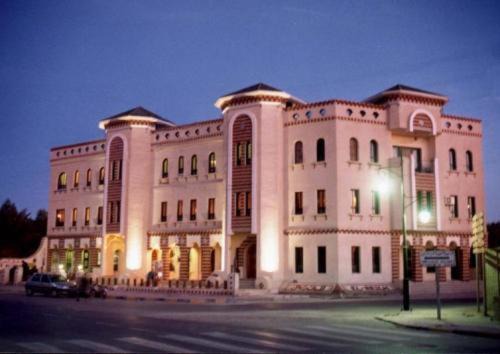 Photo of Buildings in Tozeur