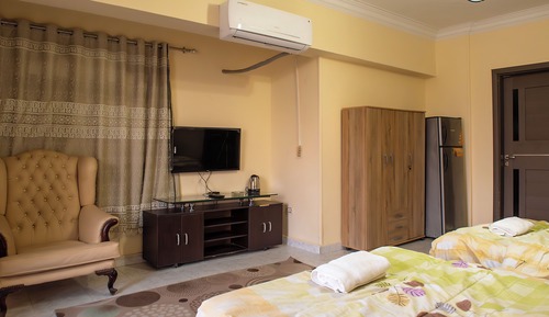 Luxury Triple Room With Pyramids View