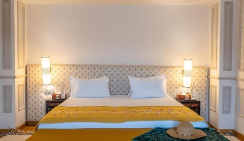 Royal Suite, Lake View (Widiane)