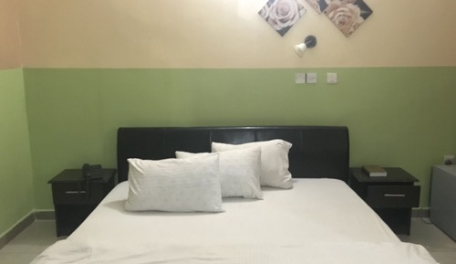 Executive Room